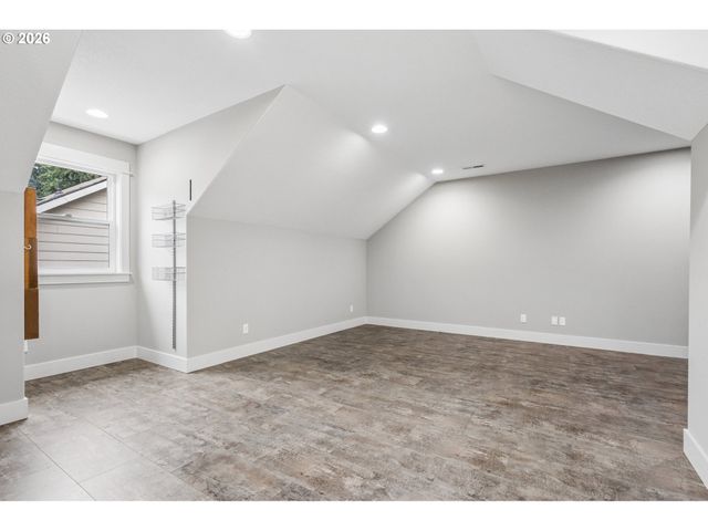 14330 Se CHRISTENSON Ct, Clackamas, OR 97015