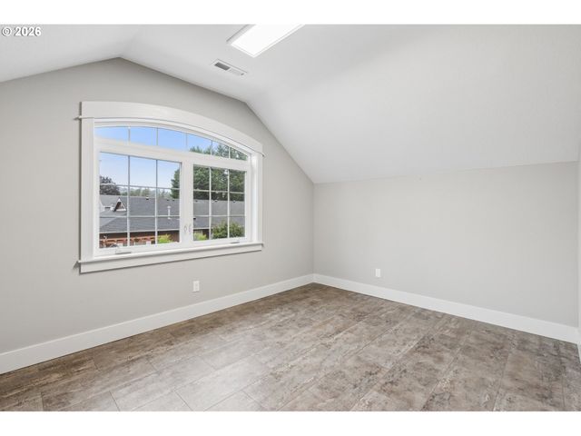 14330 Se CHRISTENSON Ct, Clackamas, OR 97015