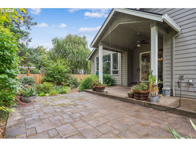 14330 Se CHRISTENSON Ct, Clackamas, OR 97015