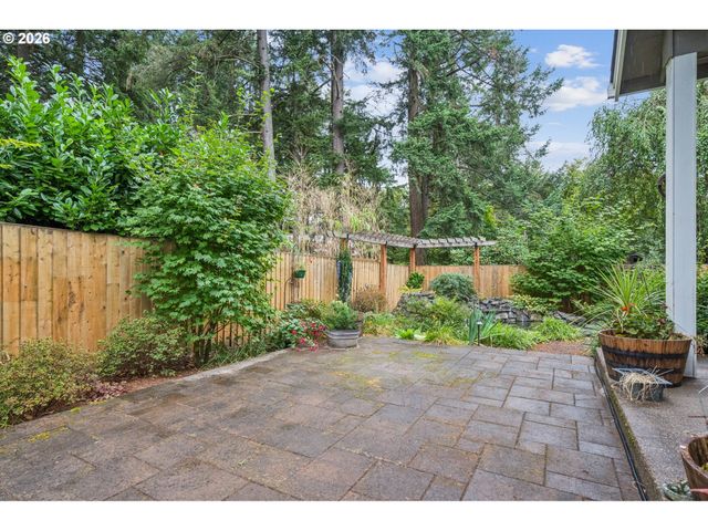 14330 Se CHRISTENSON Ct, Clackamas, OR 97015