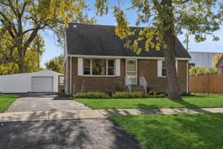 7705 Columbia Drive, Bridgeview, IL 60455