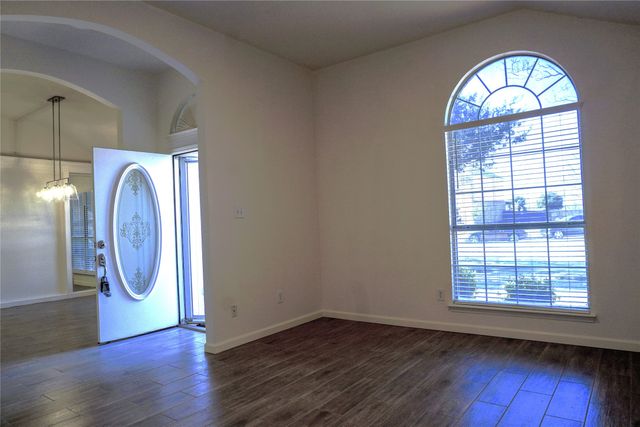 1045 Blueberry Court, Crowley, TX 76036