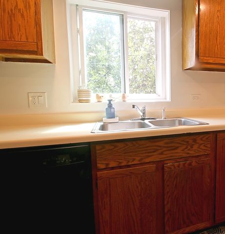 21W185 Tee Lane B, Itasca, IL 60143