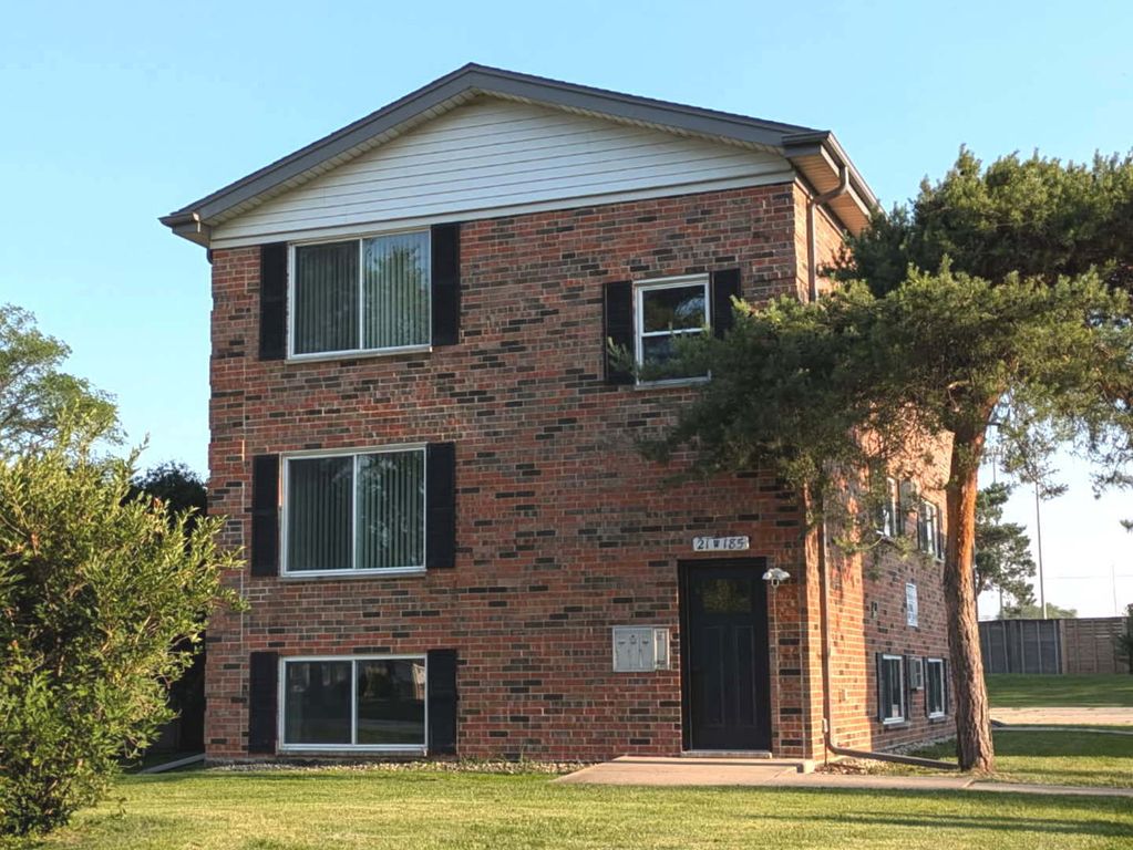 21W185 Tee Lane B, Itasca, IL 60143