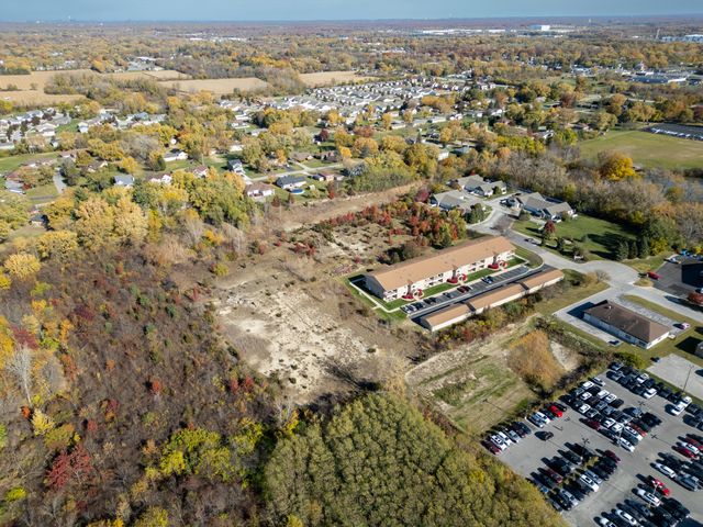 7961 Harrison Place, Merrillville, IN 46410