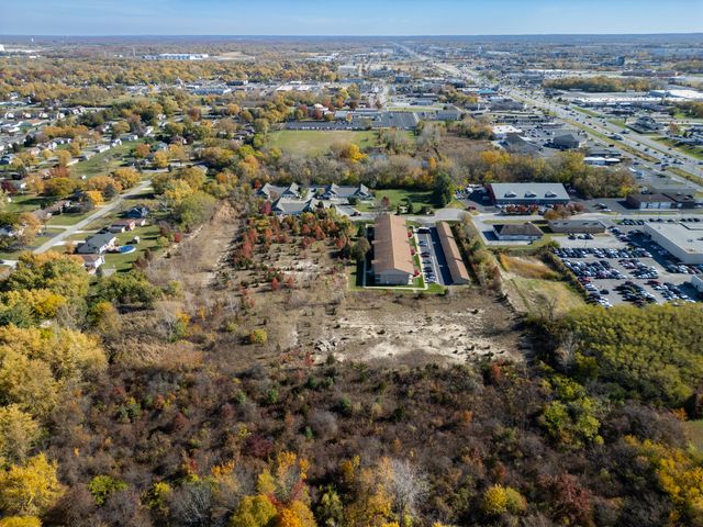 7961 Harrison Place, Merrillville, IN 46410