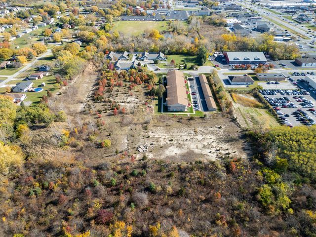 7961 Harrison Place, Merrillville, IN 46410