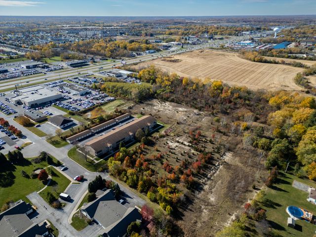 7961 Harrison Place, Merrillville, IN 46410