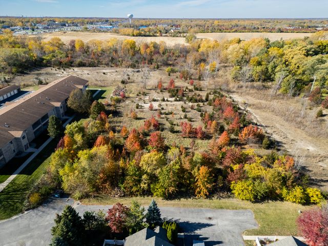 7961 Harrison Place, Merrillville, IN 46410