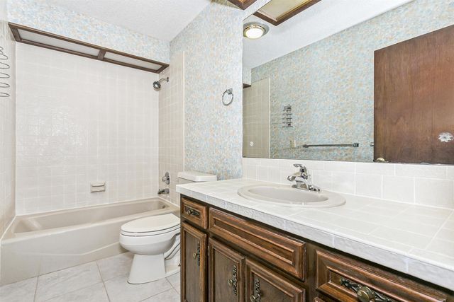 7700 E 13th St N Unit 6, Wichita, KS 67206