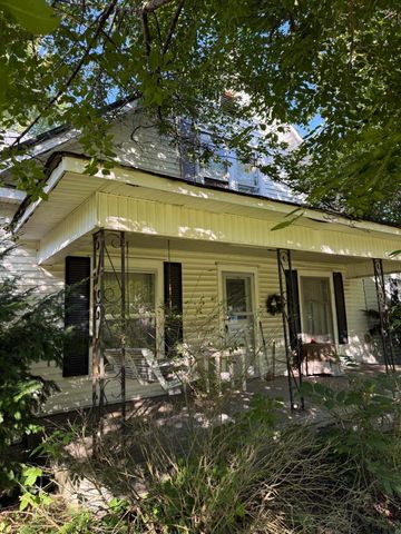 1046 Lakeway Drive, Russell Springs, KY 42642