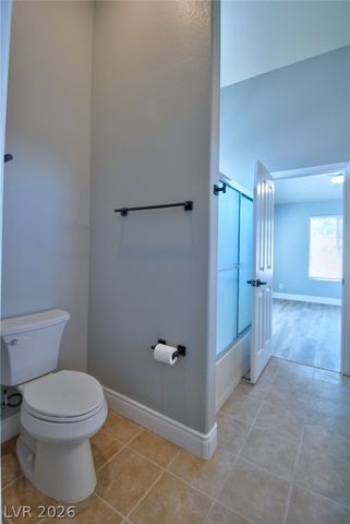 8401 Tiger Woods Avenue, Las Vegas, NV 89128