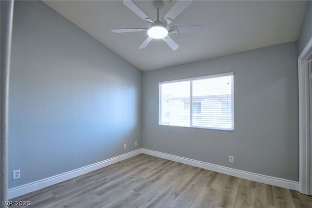 8401 Tiger Woods Avenue, Las Vegas, NV 89128