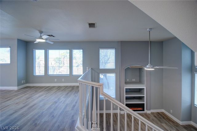8401 Tiger Woods Avenue, Las Vegas, NV 89128
