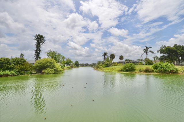 2321 SANDLEWOOD DRIVE, Venice, FL 34293