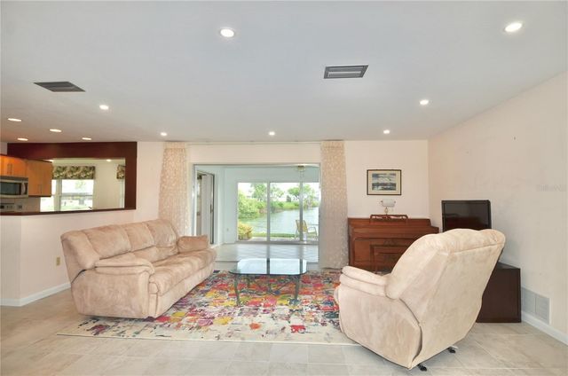 2321 SANDLEWOOD DRIVE, Venice, FL 34293