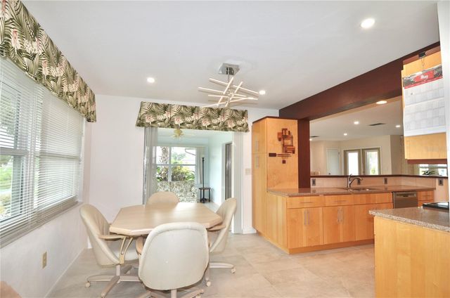 2321 SANDLEWOOD DRIVE, Venice, FL 34293