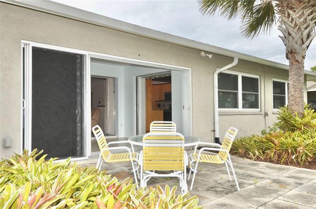 2321 SANDLEWOOD DRIVE, Venice, FL 34293