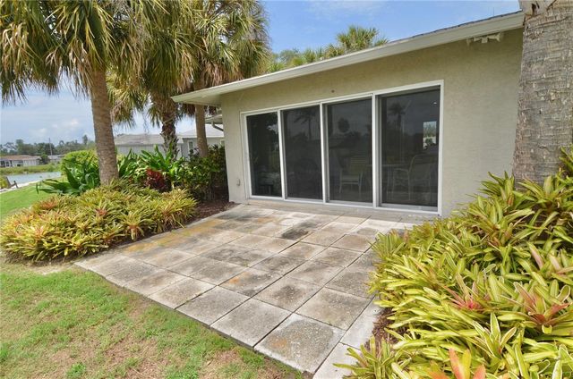 2321 SANDLEWOOD DRIVE, Venice, FL 34293