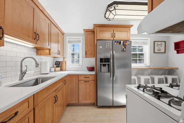 65 S ROOSEVELT AVE, American Fork, UT 84003