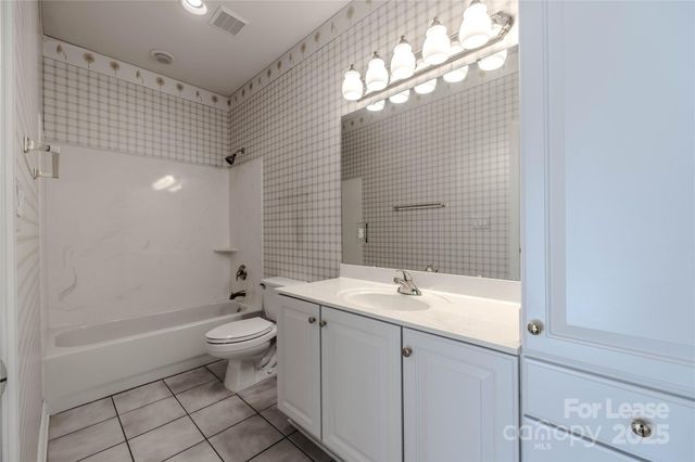 8189 Windsor Ridge Drive, Charlotte, NC 28277