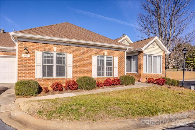 8189 Windsor Ridge Drive, Charlotte, NC 28277