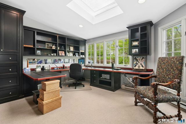 95 Alexandra Drive, Stamford, CT 06903