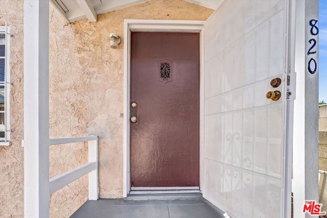 820 S Grevillea Avenue B, Inglewood, CA 90301