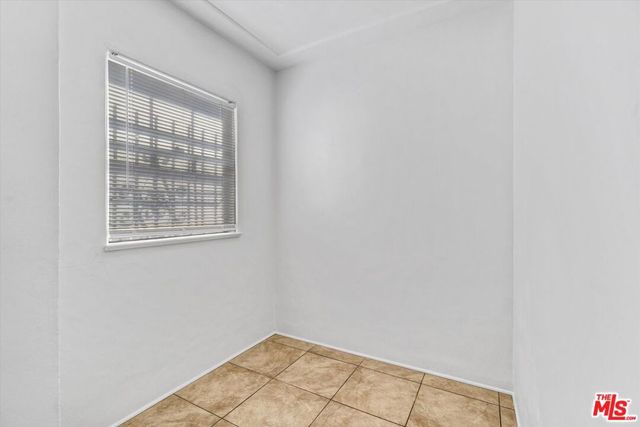 820 S Grevillea Avenue B, Inglewood, CA 90301