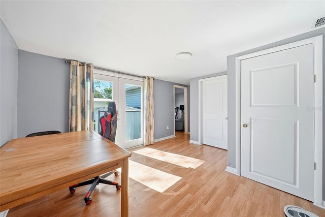 2107 E CHELSEA STREET, Tampa, FL 33610