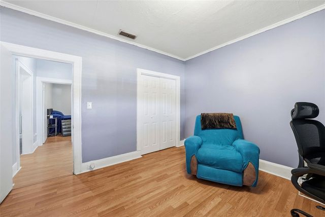 2107 E CHELSEA STREET, Tampa, FL 33610