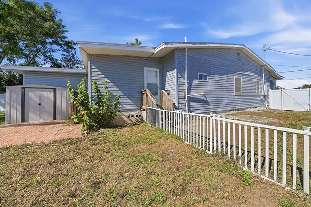 2107 E CHELSEA STREET, Tampa, FL 33610