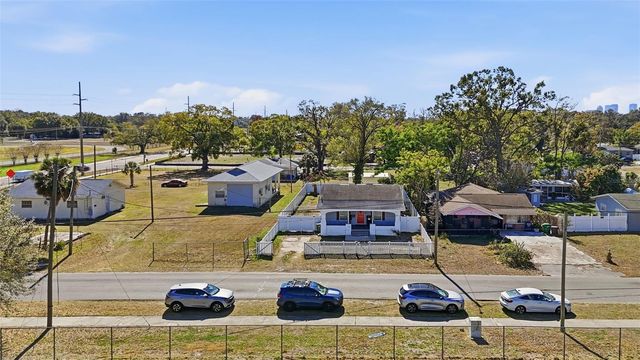 2107 E CHELSEA STREET, Tampa, FL 33610