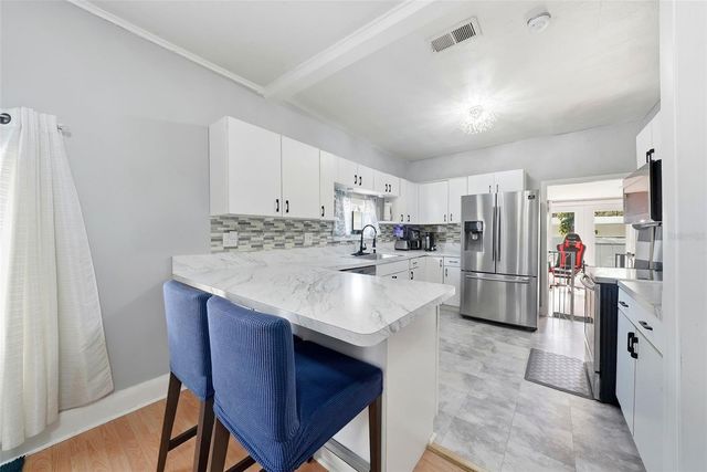 2107 E CHELSEA STREET, Tampa, FL 33610