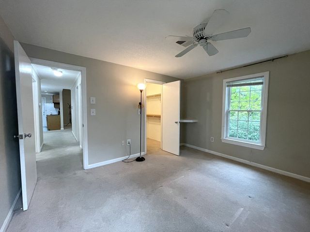 13 Walden Dr 5, Natick, MA 01760