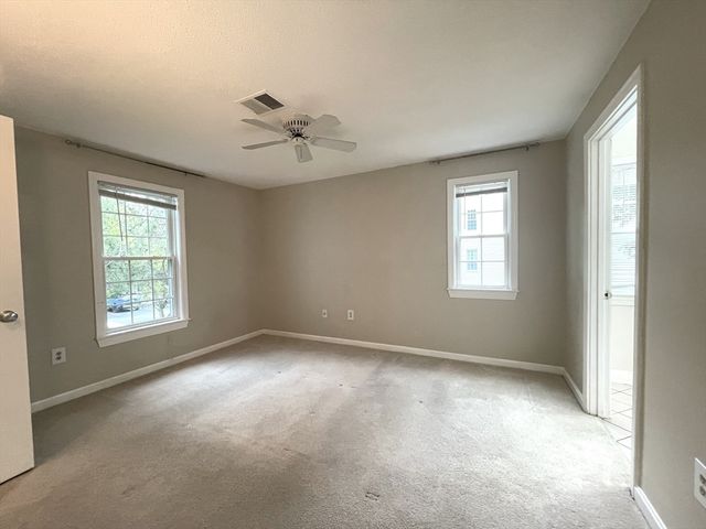 13 Walden Dr 5, Natick, MA 01760