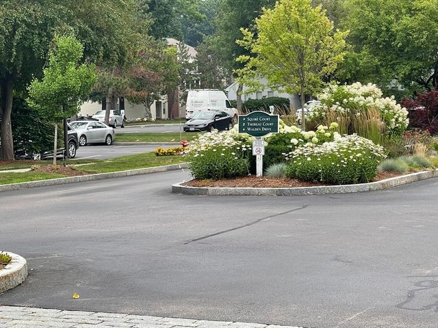 13 Walden Dr 5, Natick, MA 01760