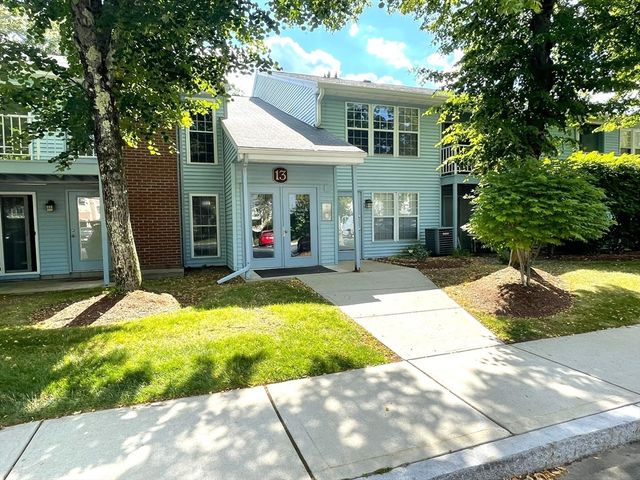 13 Walden Dr 5, Natick, MA 01760