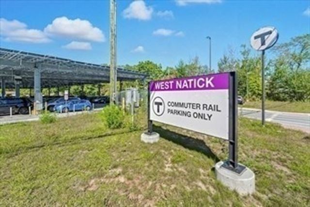 13 Walden Dr 5, Natick, MA 01760