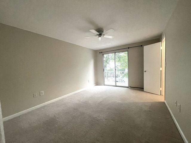 13 Walden Dr 5, Natick, MA 01760