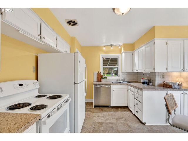 10670 Se 36TH Ave, Milwaukie, OR 97222