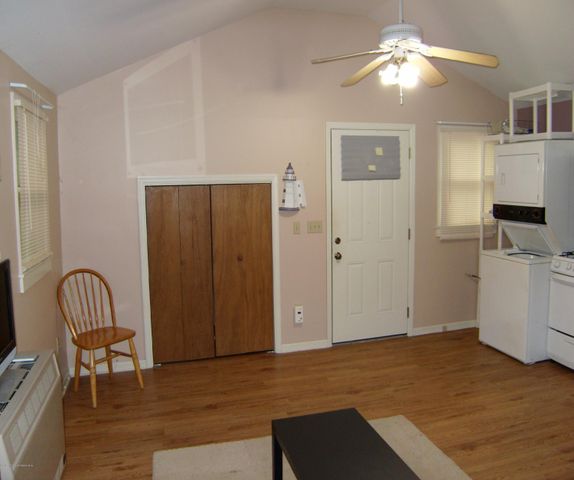327 New Bedford Road Cottage, Belmar, NJ 07719