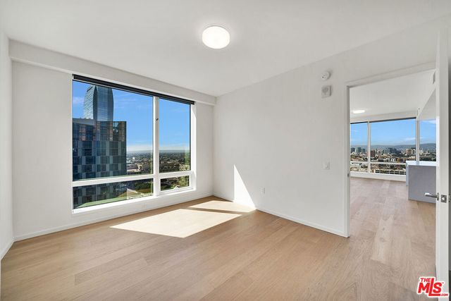 877 Francisco Street 3211, Los Angeles, CA 90017