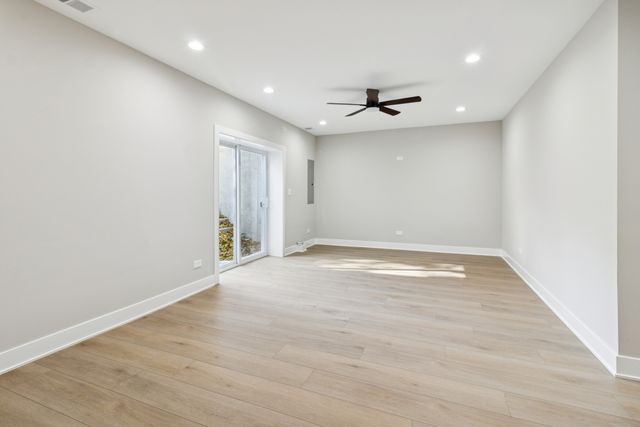 302 Hughes Avenue, Lockport, IL 60441