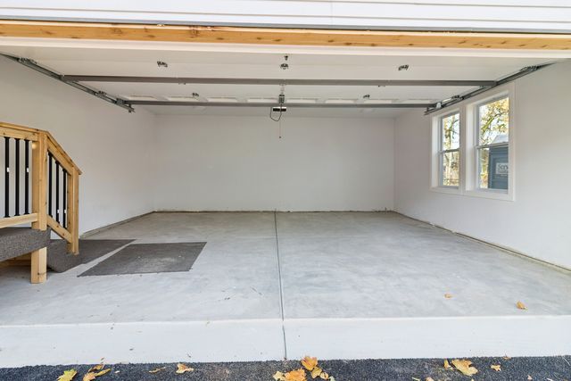 302 Hughes Avenue, Lockport, IL 60441