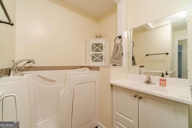 3240 Stewart Lake Road, Monroe, GA 30655