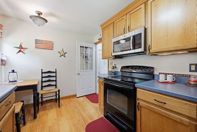 62 Clyde Avenue, West Springfield, MA 01089