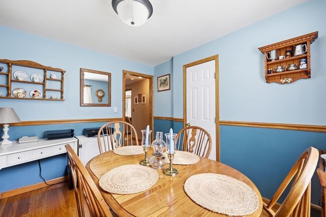 62 Clyde Avenue, West Springfield, MA 01089