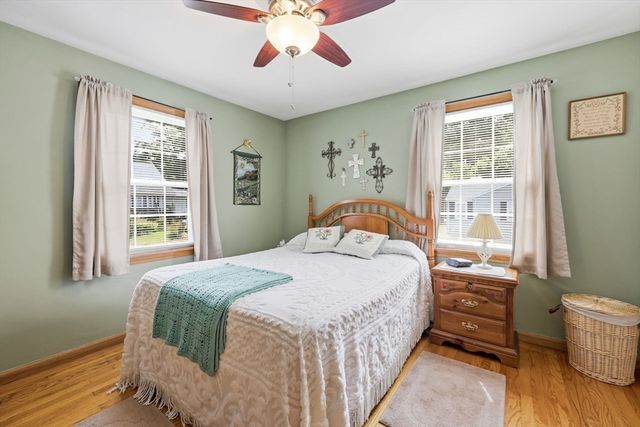 62 Clyde Avenue, West Springfield, MA 01089