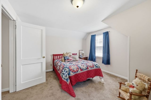 62 Clyde Avenue, West Springfield, MA 01089